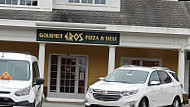 Eros Gourmet Pizza Deli outside