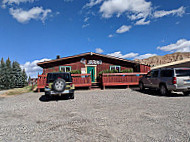 El Jarro Takeout outside