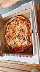 New York Grand Pizza food