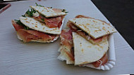 La Piadina Del Chiosco food