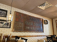 The Smokin' Pig inside