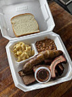 Natural State Smokehouse food