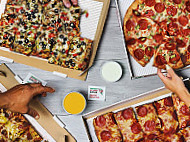 Jet’s Pizza food