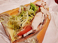 Lee's Hoagie House food