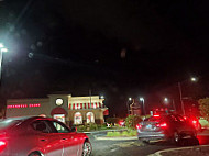 Oberweis Ice Cream And Dairy Store outside