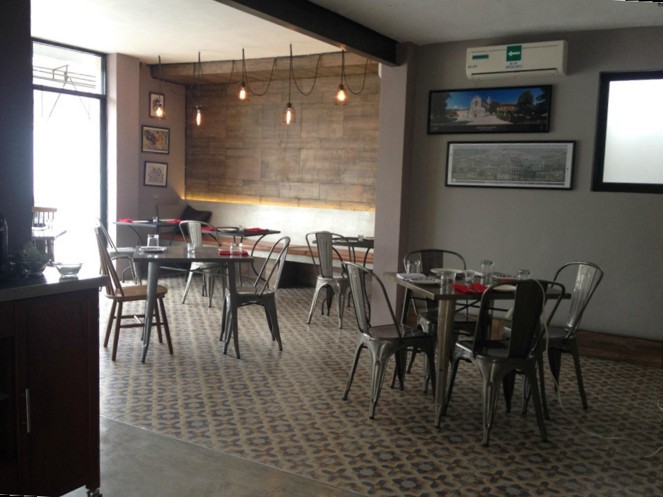 restaurant image