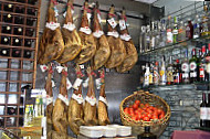 Taberna Toma Jamon food