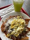 Los Chilaquiles Mexican Grill food