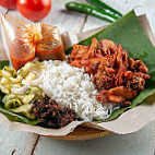 Nasi Kukus Ez Tea Jebok food