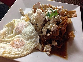 Los Chilaquiles