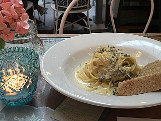 Mary Grace Cafe
