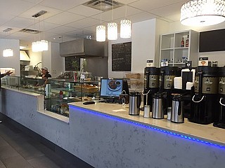 Cafe Bistro Venezia