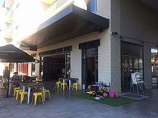 Baker & Builder Cafe