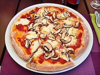 Pizzeria Funghi