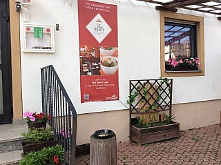 Thailändisch Deutsches Bistro