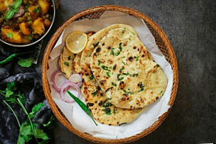 Chai Kulcha