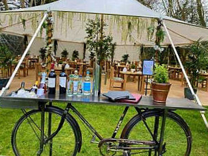 On The Lawn Alfresco Dining