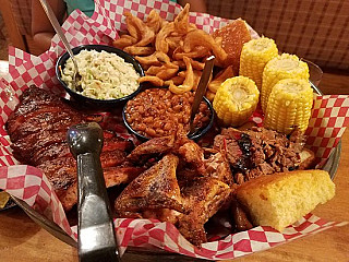 Famous Dave's