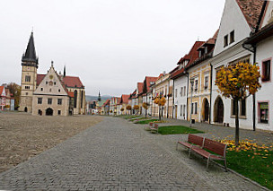 restaurant image
