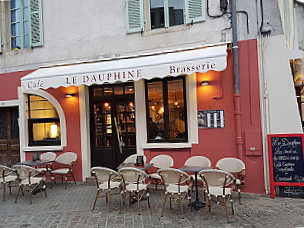 Le Dauphine