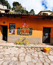 Tintos Y Caoba