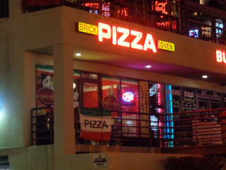 Papa's Pizza