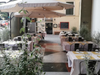 La Taverna Del Portico