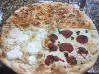 Monetti's Pizza