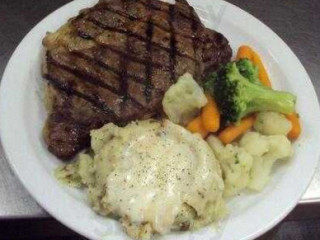 Mid American Grille