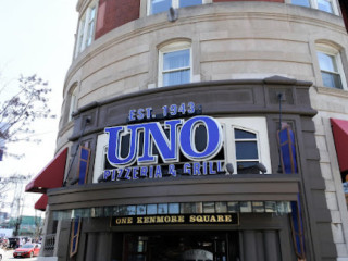 Uno Pizzeria Grill