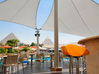 Citrus Pool Bar Restaurant At Le Méridien Pyramids