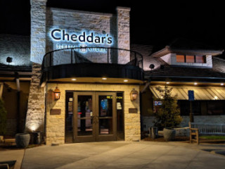 Cheddar's Scratch Kitchen