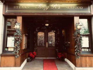 Tony R's Steak & Seafood