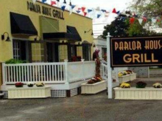 Parlor House Grill