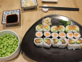 J Sushi