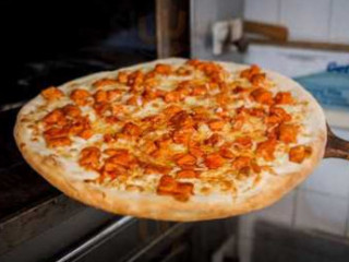 Leonardos Pizzeria