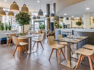 Gourmet Bar Restaurant By Novotel