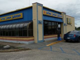 Long John Silver's