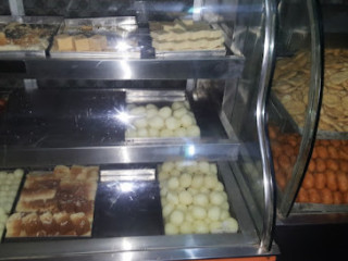 Kanhaiya Sweets