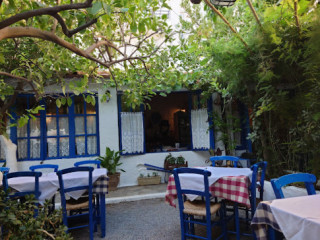 Taverna Avli