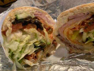 Which Wich ? Superior Sandwiches