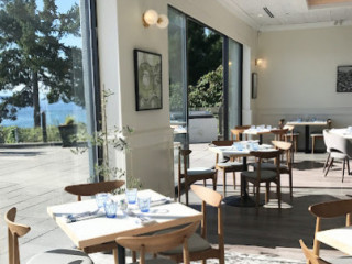 The Seasider Bistro Wine Patio