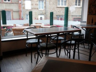 Le Petit Bistrot