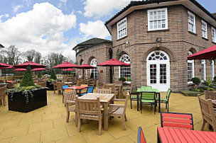 Myllet Arms Pub Carvery
