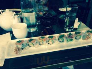 Cafe Sushi