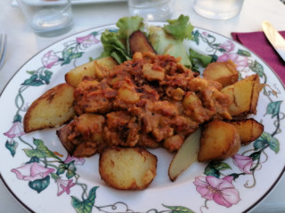 restaurant image