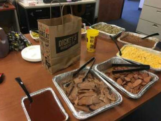 Dickey's Barbecue Pit