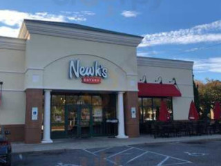 Newk's Eatery