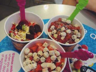 Menchie's Frozen Yogurt