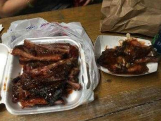 Sir Woody's Old Fashioned Bbq